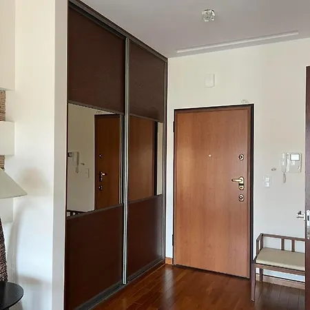 Neptun Park - 100 M Od Plazy Apartman