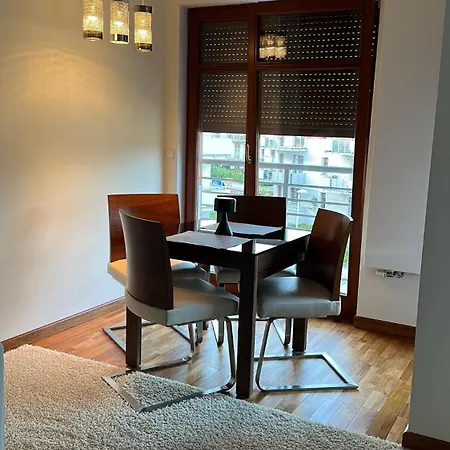 Neptun Park - 100 M Od Plazy